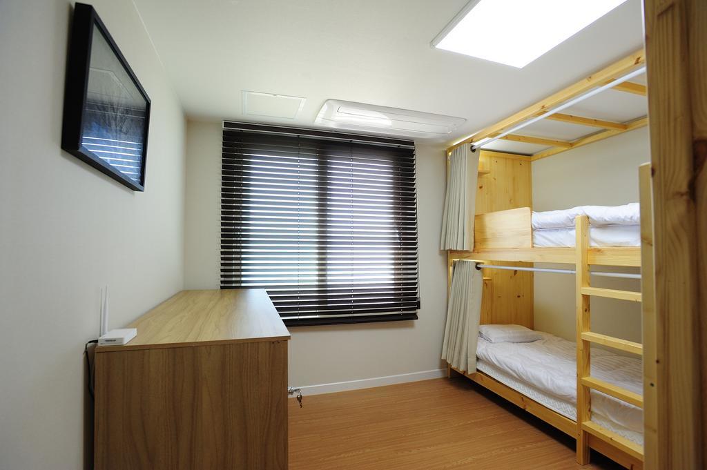 Hannah Guesthouse Jeju Bagian luar foto