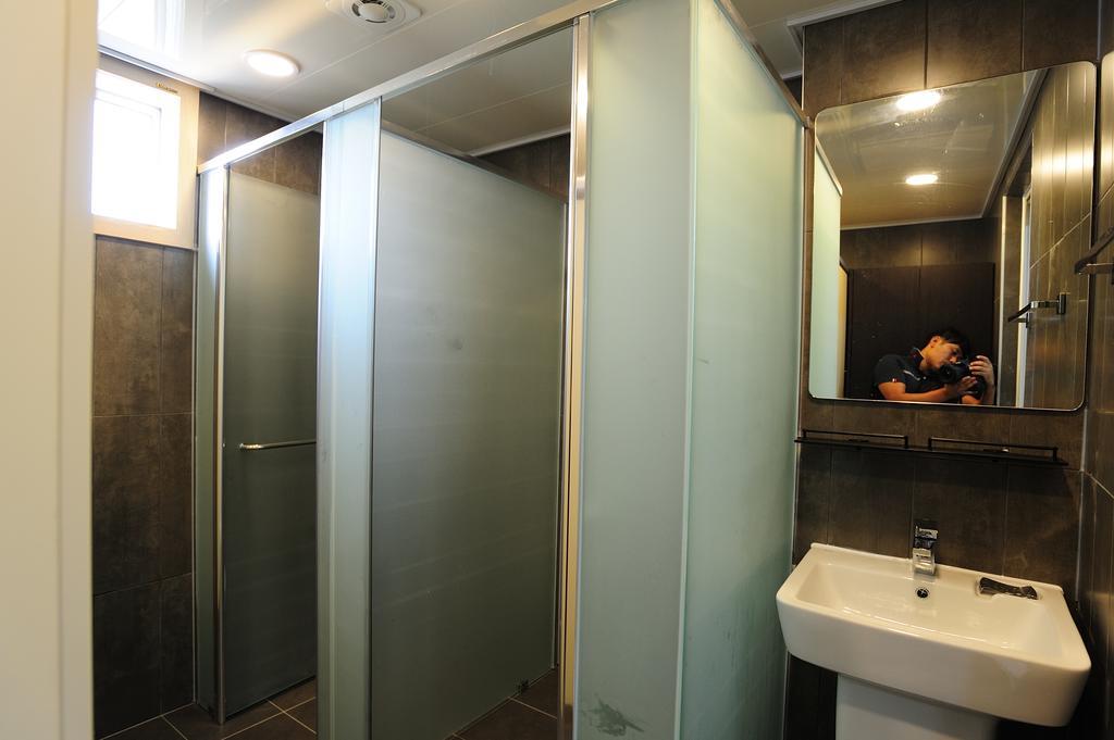 Hannah Guesthouse Jeju Bagian luar foto