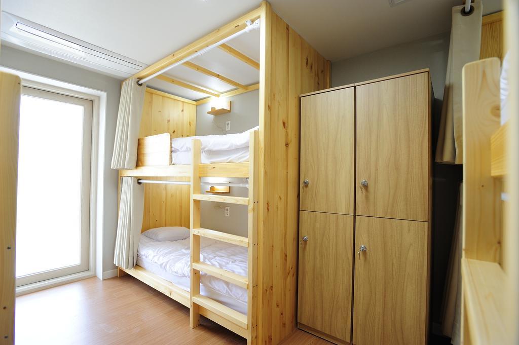 Hannah Guesthouse Jeju Bagian luar foto