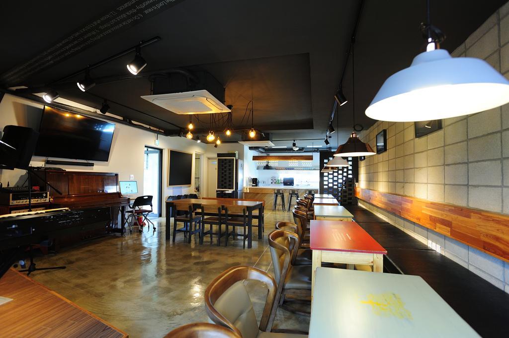 Hannah Guesthouse Jeju Bagian luar foto