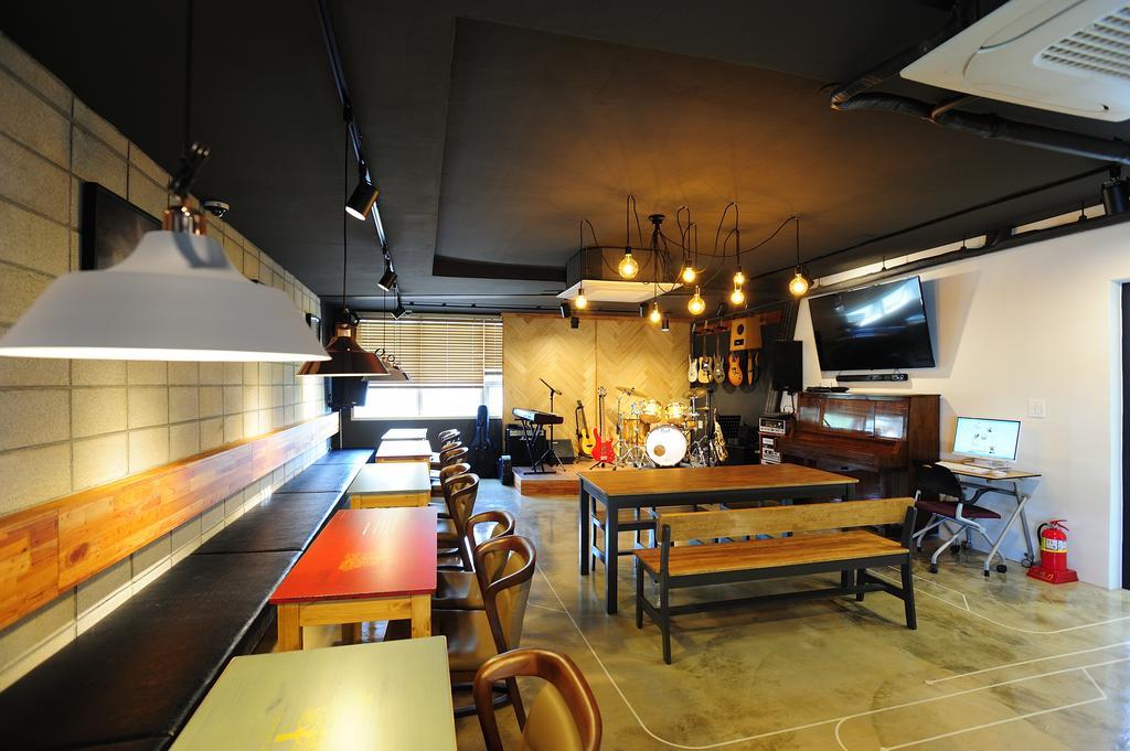 Hannah Guesthouse Jeju Bagian luar foto