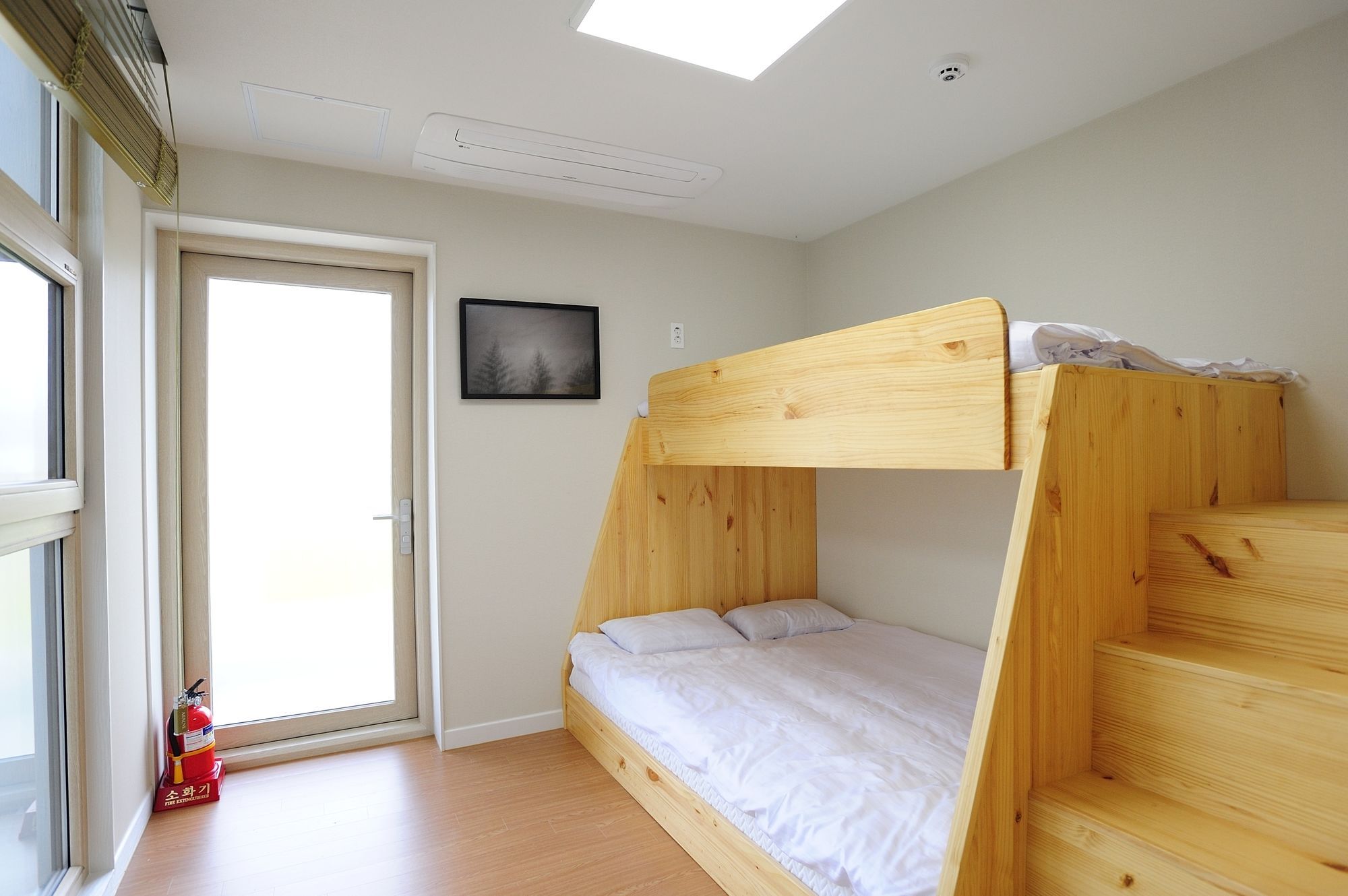 Hannah Guesthouse Jeju Bagian luar foto